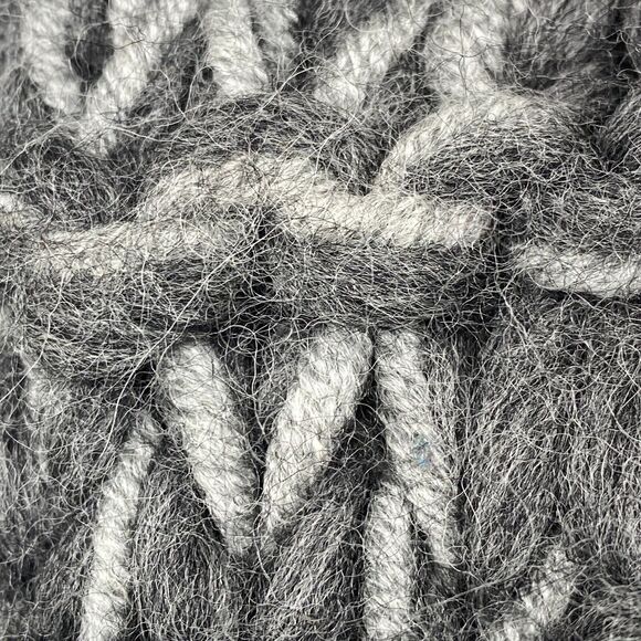 ANNA KULA Scarf OS Infinity Marled Crochet Chunky Wool Gray 9" x 59" - Picture 7 of 13